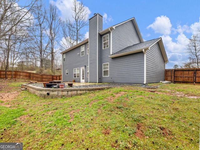 439 Vinings Court, Winder, GA 30680