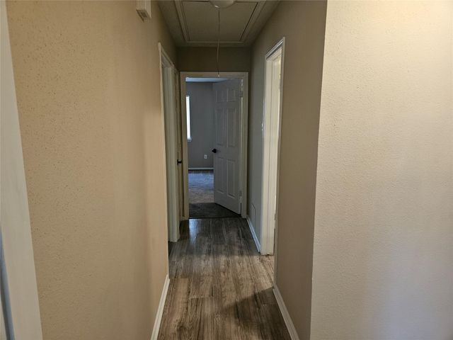 10913 Mulberry Court, La Porte, TX 77571
