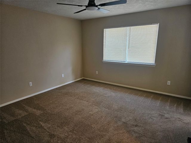 10913 Mulberry Court, La Porte, TX 77571