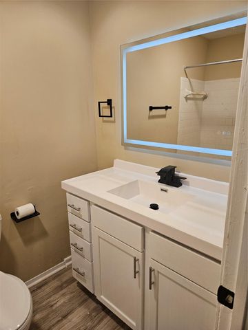 10913 Mulberry Court, La Porte, TX 77571