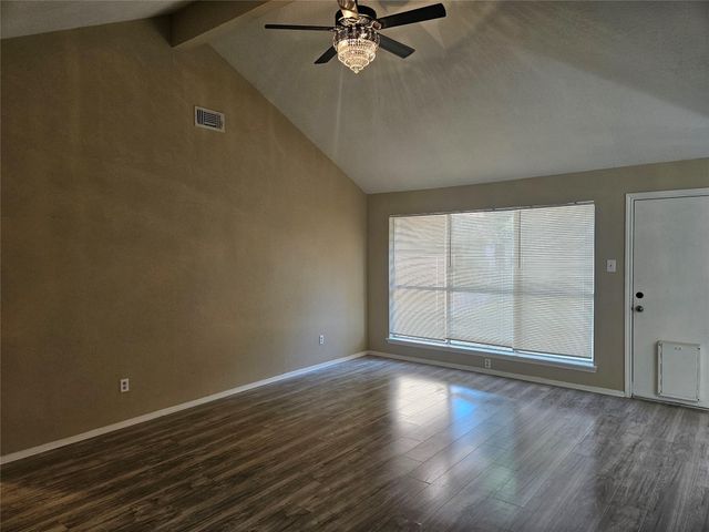 10913 Mulberry Court, La Porte, TX 77571