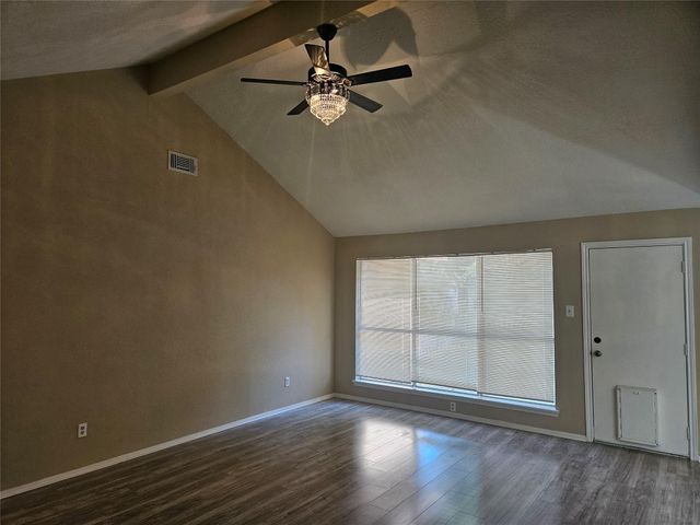 10913 Mulberry Court, La Porte, TX 77571
