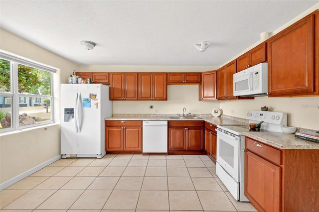 71 FAIRVIEW AVENUE, Ormond Beach, FL 32174