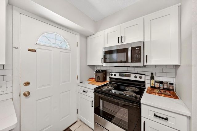 71 FAIRVIEW AVENUE, Ormond Beach, FL 32174