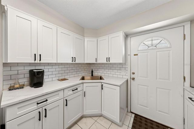 71 FAIRVIEW AVENUE, Ormond Beach, FL 32174