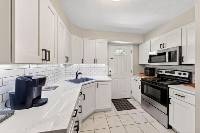 71 FAIRVIEW AVENUE, Ormond Beach, FL 32174