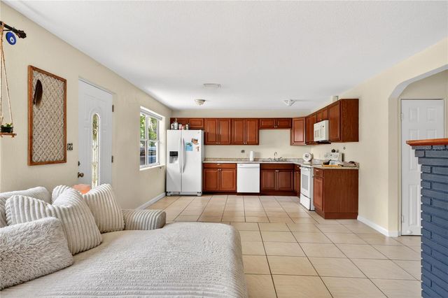 71 FAIRVIEW AVENUE, Ormond Beach, FL 32174