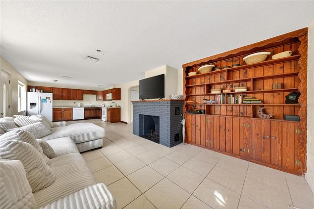 71 FAIRVIEW AVENUE, Ormond Beach, FL 32174