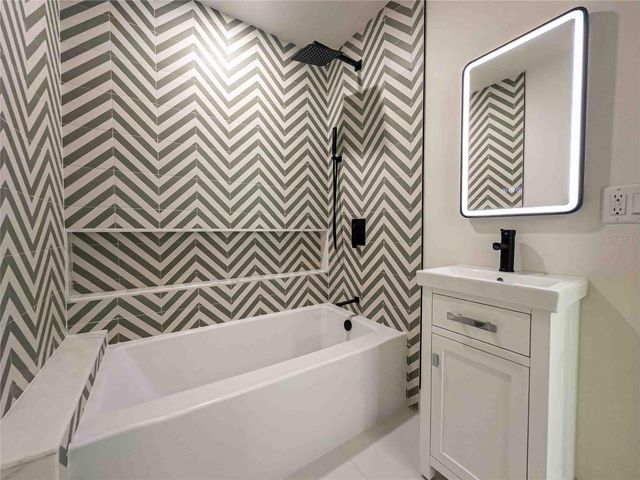 3754 LAKE JOYCE DRIVE, Land O Lakes, FL 34639