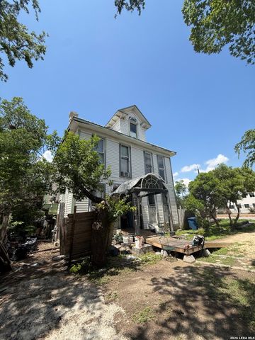 131 E Myrtle, San Antonio, TX 78212
