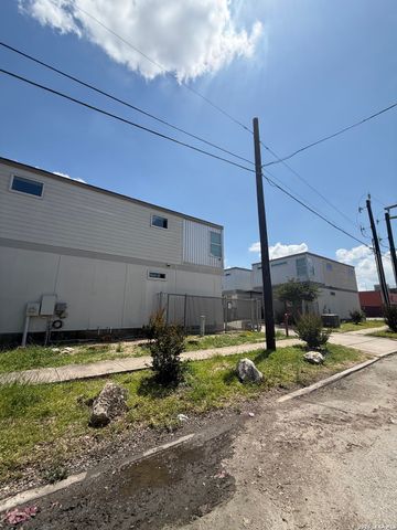 131 E Myrtle, San Antonio, TX 78212