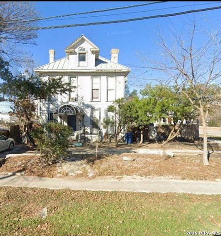 131 E Myrtle, San Antonio, TX 78212