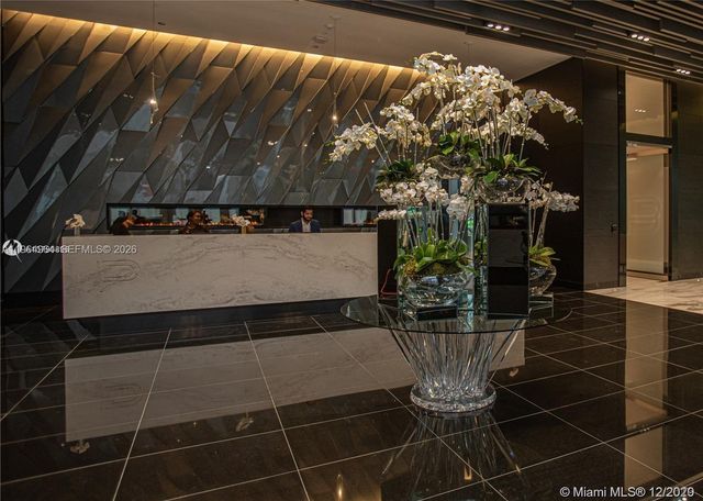 851 NE 1st Ave 4911, Miami, FL 33132