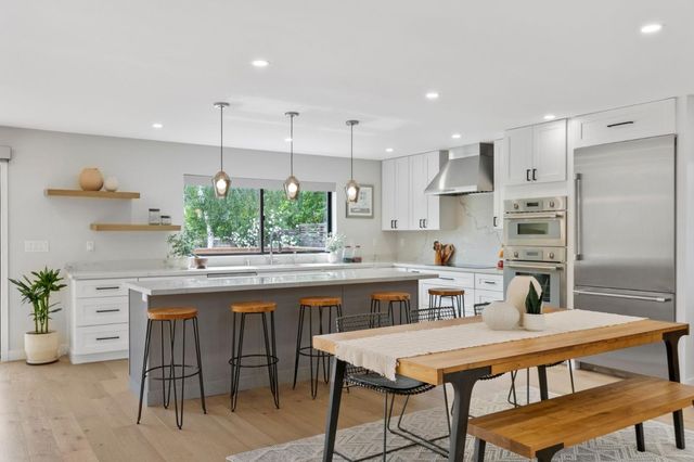 754 Cordilleras Avenue, San Carlos, CA 94070