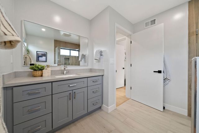 754 Cordilleras Avenue, San Carlos, CA 94070