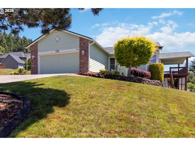 912 EDINBURGH Ct, Kelso, WA 98626