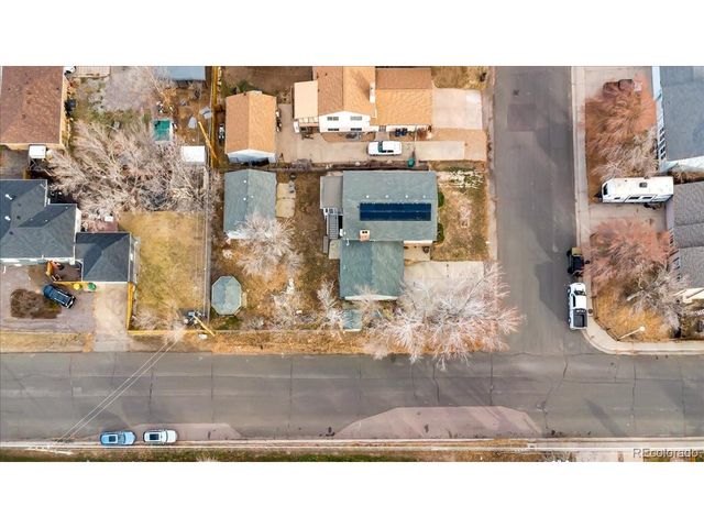 1701 Biscay St, Aurora, CO 80011