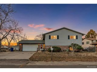 1701 Biscay St, Aurora, CO 80011