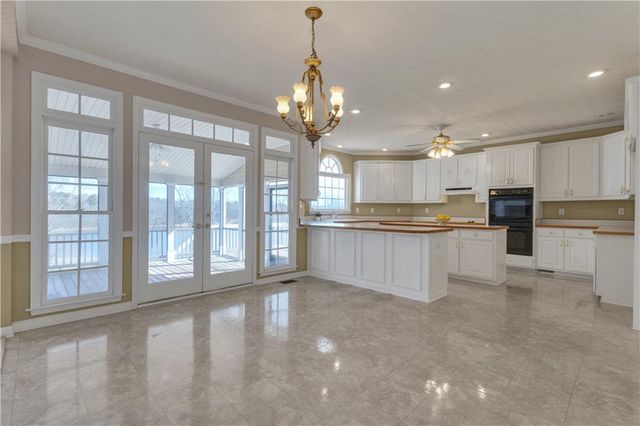 12328 Edgewater Drive, Hampton, GA 30228