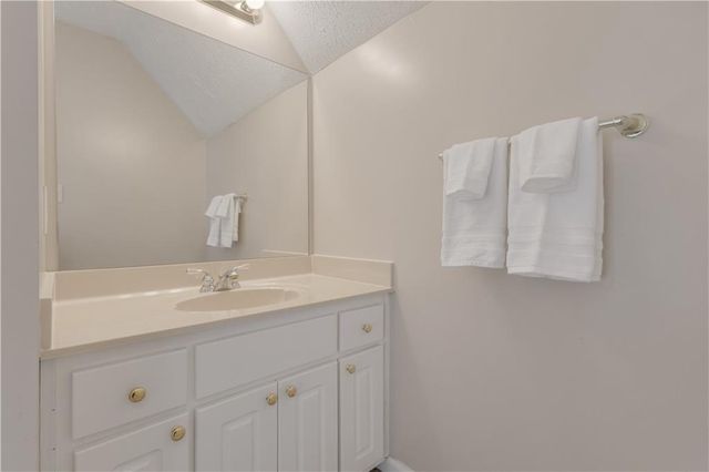 12328 Edgewater Drive, Hampton, GA 30228