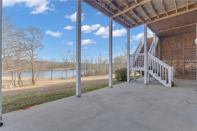 12328 Edgewater Drive, Hampton, GA 30228