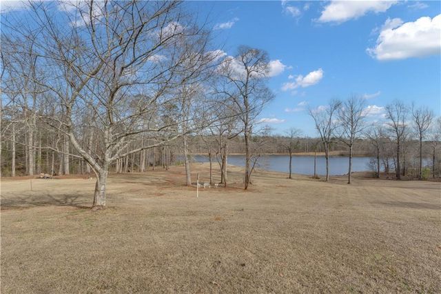 12328 Edgewater Drive, Hampton, GA 30228