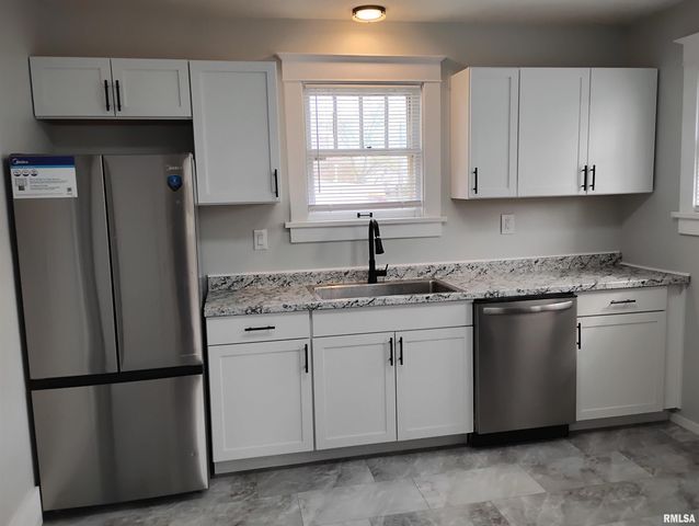 1419 W MARGARET Avenue, Peoria, IL 61604