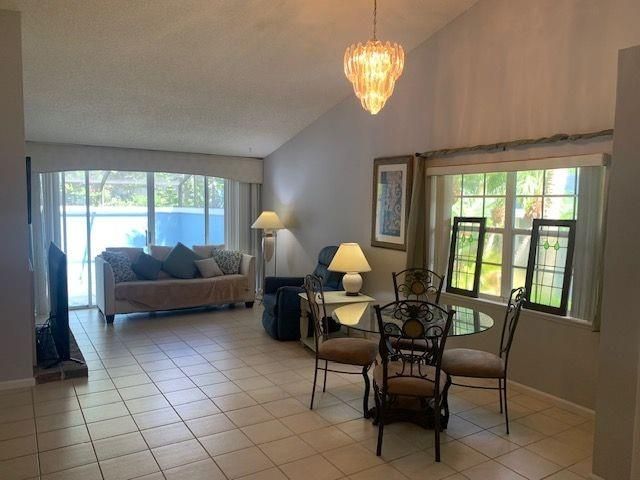 722 Ocean Dunes Cir, Jupiter, FL 33477