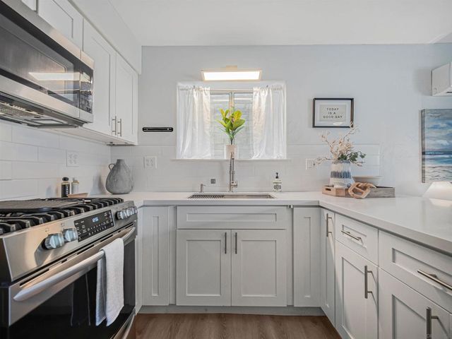 3021 3023 Sterne, San Diego, CA 92106