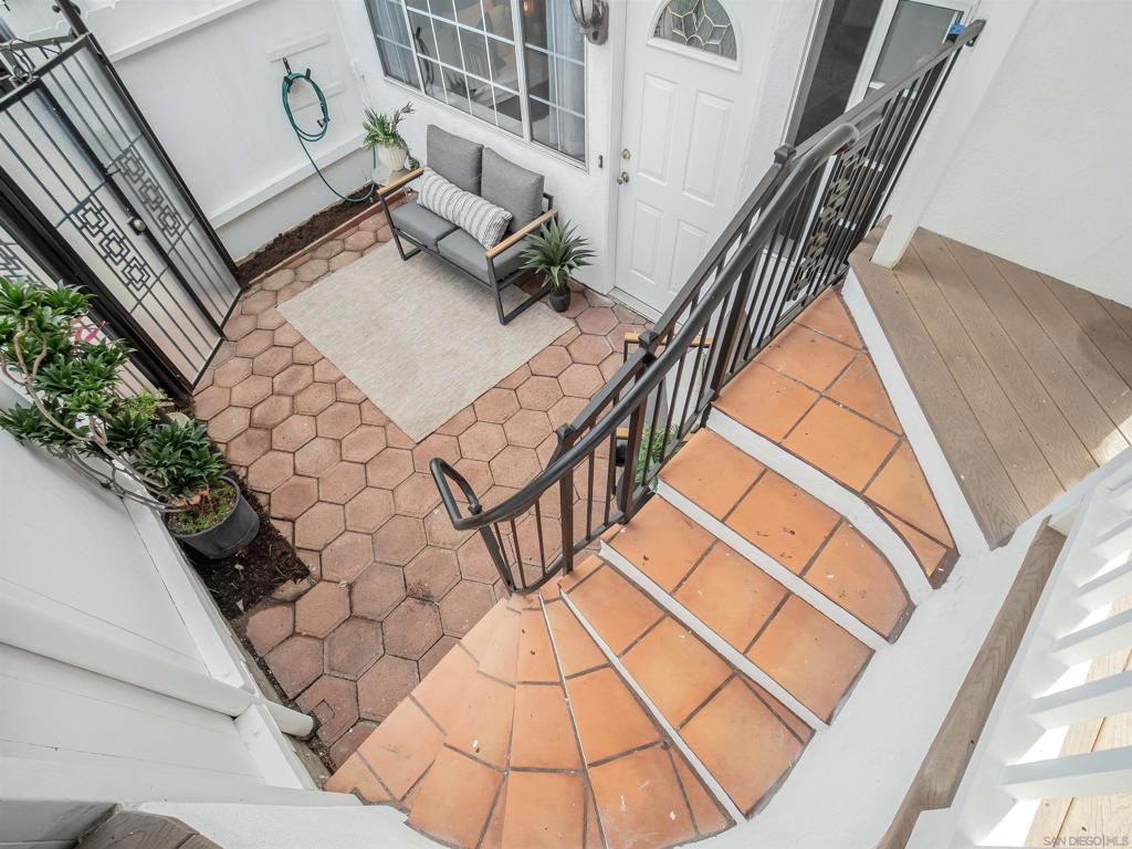 Image 20 of property listing at 3021 3023 Sterne, San Diego, CA 92106