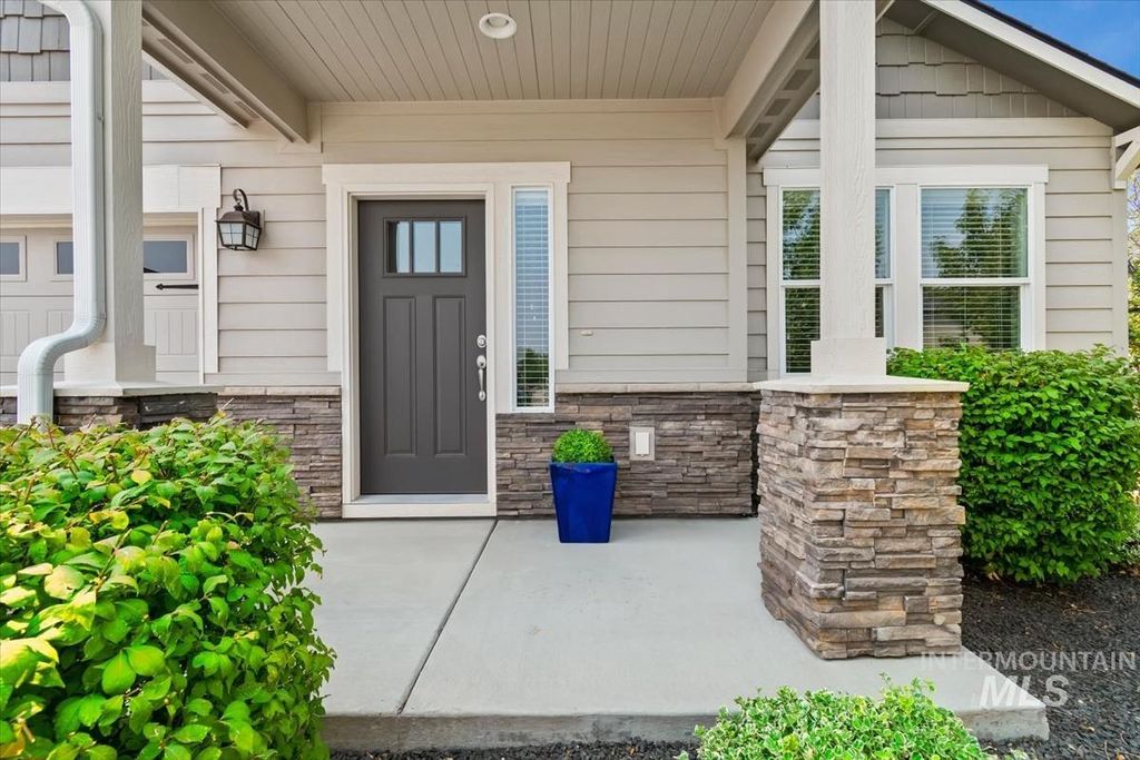 12471 W Peak View St, Boise, ID 83709 photo 4