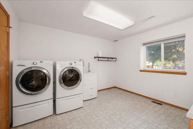 4256 E 26th Ave, Spokane, WA 99223