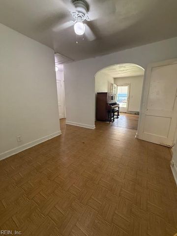 4111 Hamilton ST, Chesapeake, VA 23324