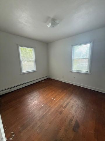 4111 Hamilton ST, Chesapeake, VA 23324
