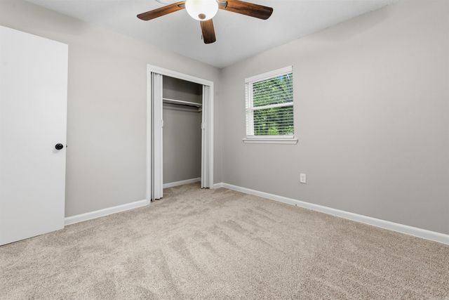 513 E Devon Avenue, Sherwood, AR 72120