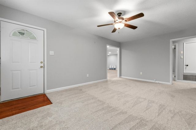 513 E Devon Avenue, Sherwood, AR 72120