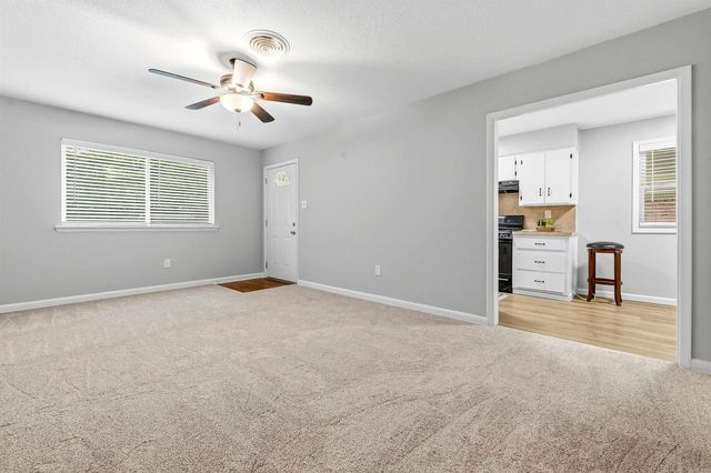 513 E Devon Avenue, Sherwood, AR 72120