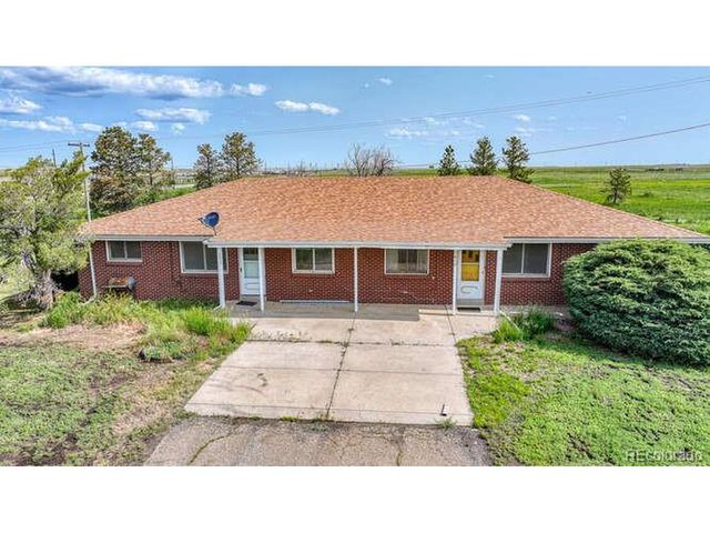 1614 N Manila Rd, Bennett, CO 80102