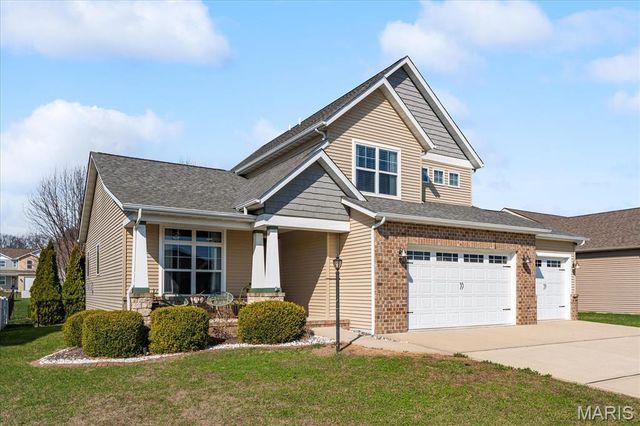 3119 Birmingham Drive, Glen Carbon, IL 62034