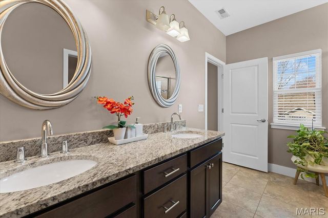 3119 Birmingham Drive, Glen Carbon, IL 62034