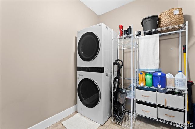 3119 Birmingham Drive, Glen Carbon, IL 62034