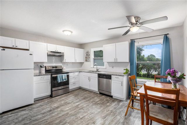 6131 Longwood Avenue, Kansas City, KS 66104