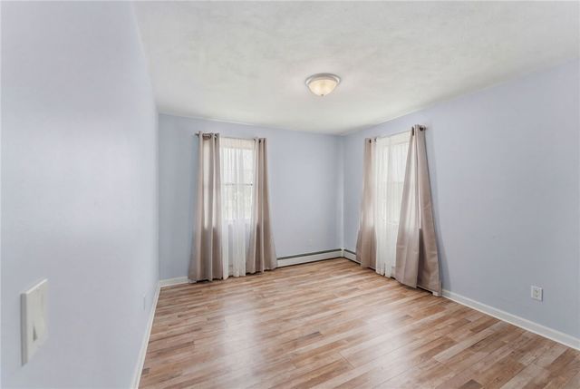 84 North View Avenue, Cranston, RI 02920