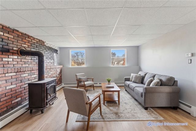 84 North View Avenue, Cranston, RI 02920