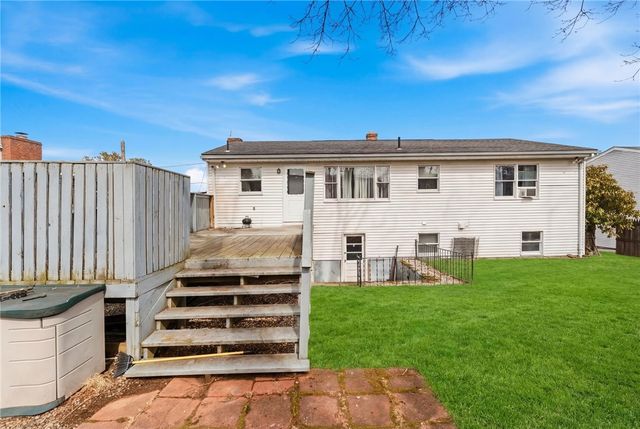 84 North View Avenue, Cranston, RI 02920