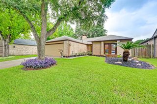 1375 Beaujolais Lane, Houston, TX 77077