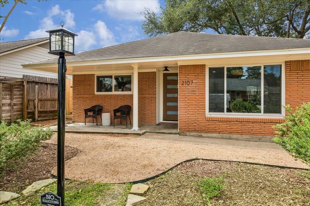2107 Wilde Rock Way, Houston, TX 77018