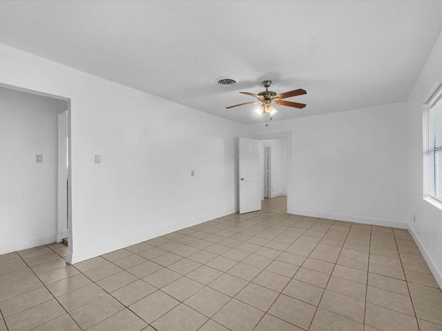 838 Rosewick Street, Houston, TX 77015