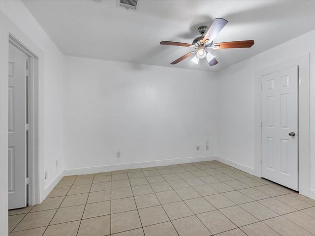 838 Rosewick Street, Houston, TX 77015