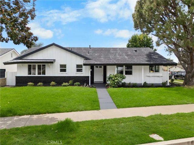 3230 N Pinewood Street, Orange, CA 92865